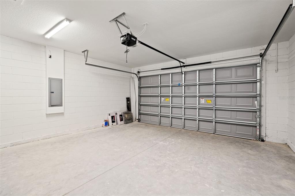 2956 West Higgins Place Dunnellon, FL 34433 - Photo 42 of 52 a view of a garage room
