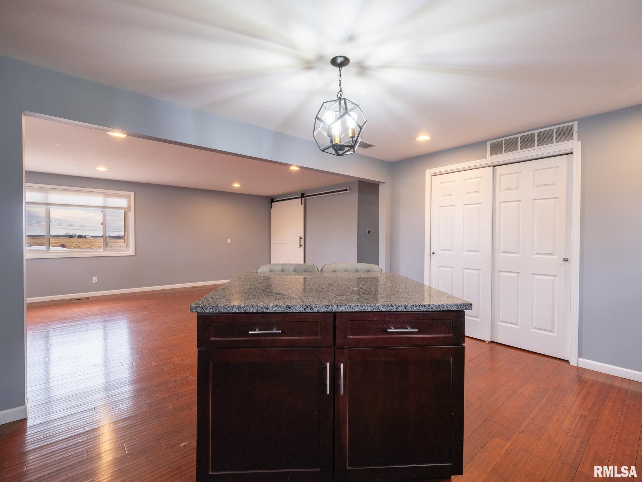 101 Durant Street Morton, IL 61550 - Photo 4 of 26