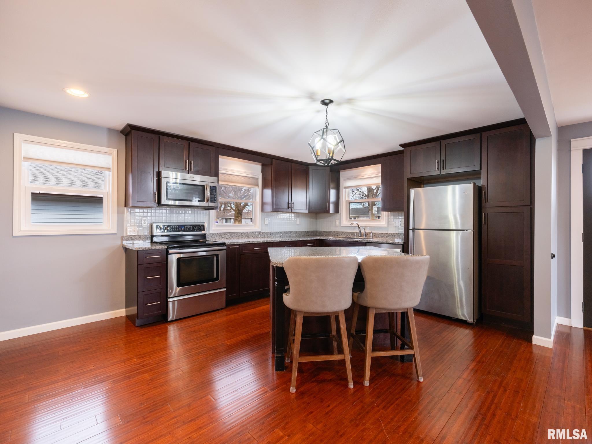 101 Durant Street Morton, IL 61550 - Photo 6 of 26