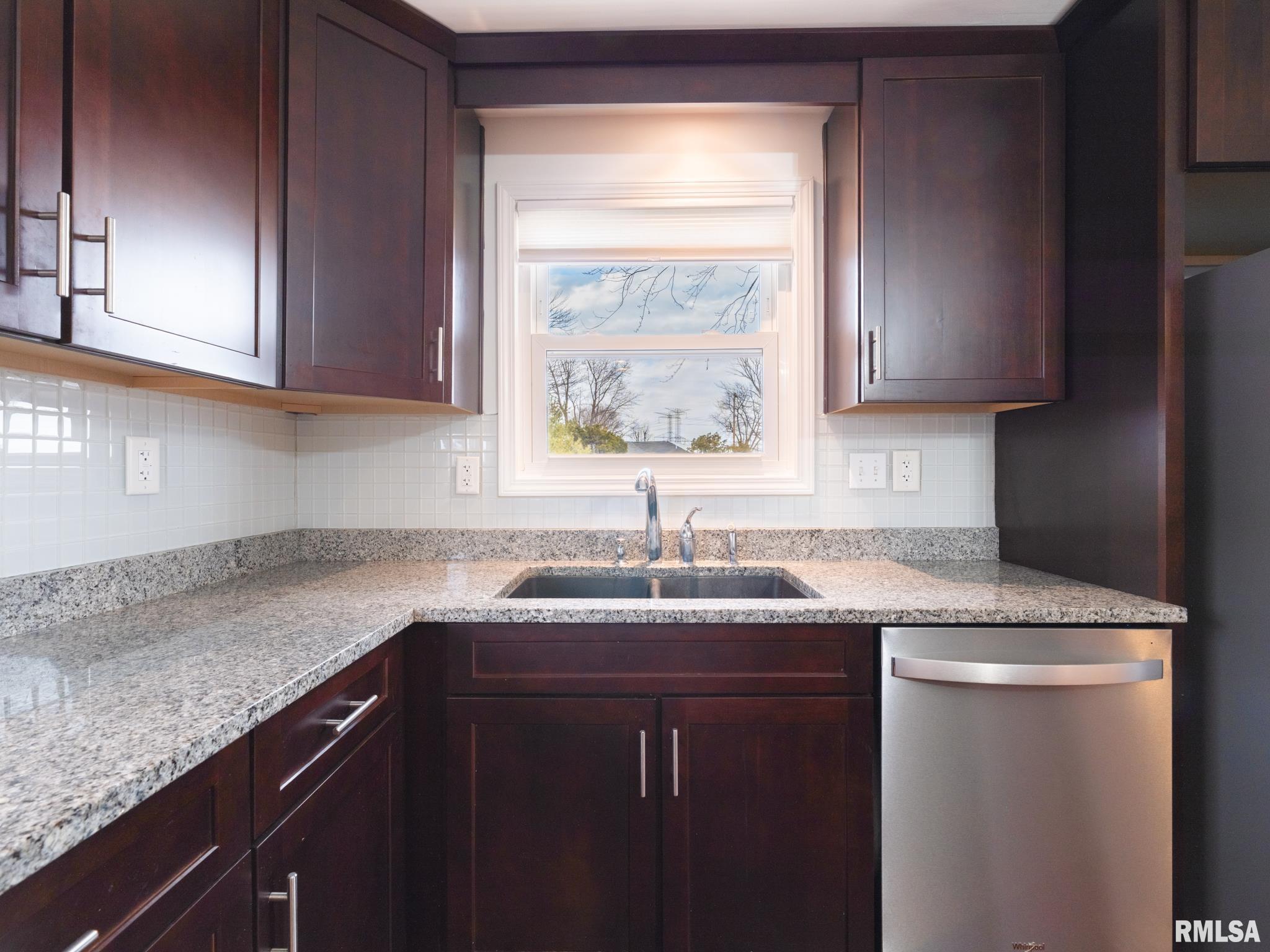 101 Durant Street Morton, IL 61550 - Photo 10 of 26