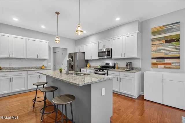 $469,900 | 8 A Macoun Drive, Halfmoon, NY 12065