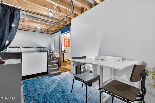 $469,900 | 8 A Macoun Drive, Halfmoon, NY 12065