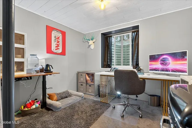 $469,900 | 8 A Macoun Drive, Halfmoon, NY 12065