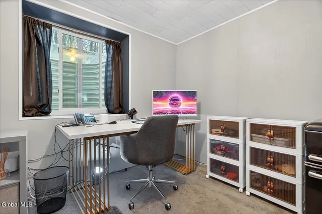 $469,900 | 8 A Macoun Drive, Halfmoon, NY 12065