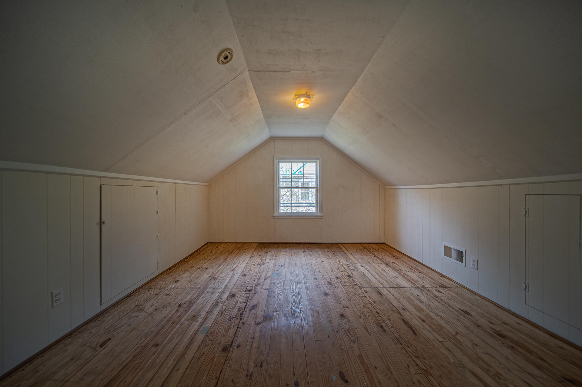 1373 Thomason Road Southeast Roanoke, VA 24014 - Photo 15 of 27 Finished Attic Space