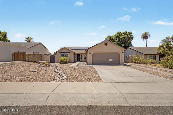 $2,395 | 1301 East Taro Lane, Phoenix, AZ 85024