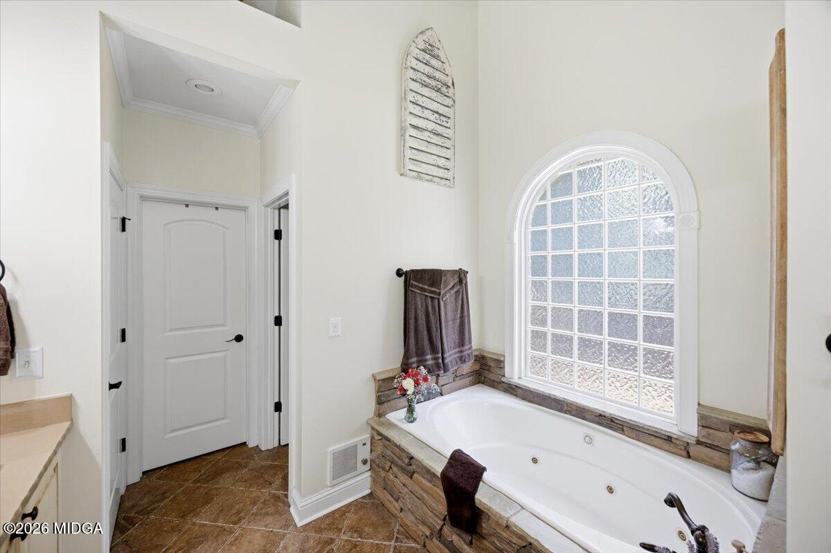 409 Madison Lane Forsyth, GA 31029 - Photo 13 of 33 13