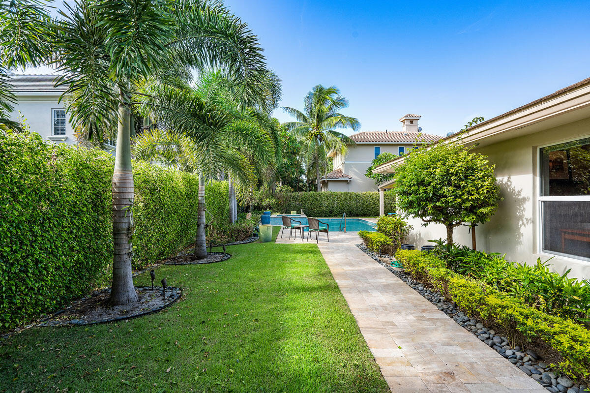 1810 Sabal Palm Drive Boca Raton, FL 33432 - Photo 21 of 37 1810_Sabal_Palm_Drive_04