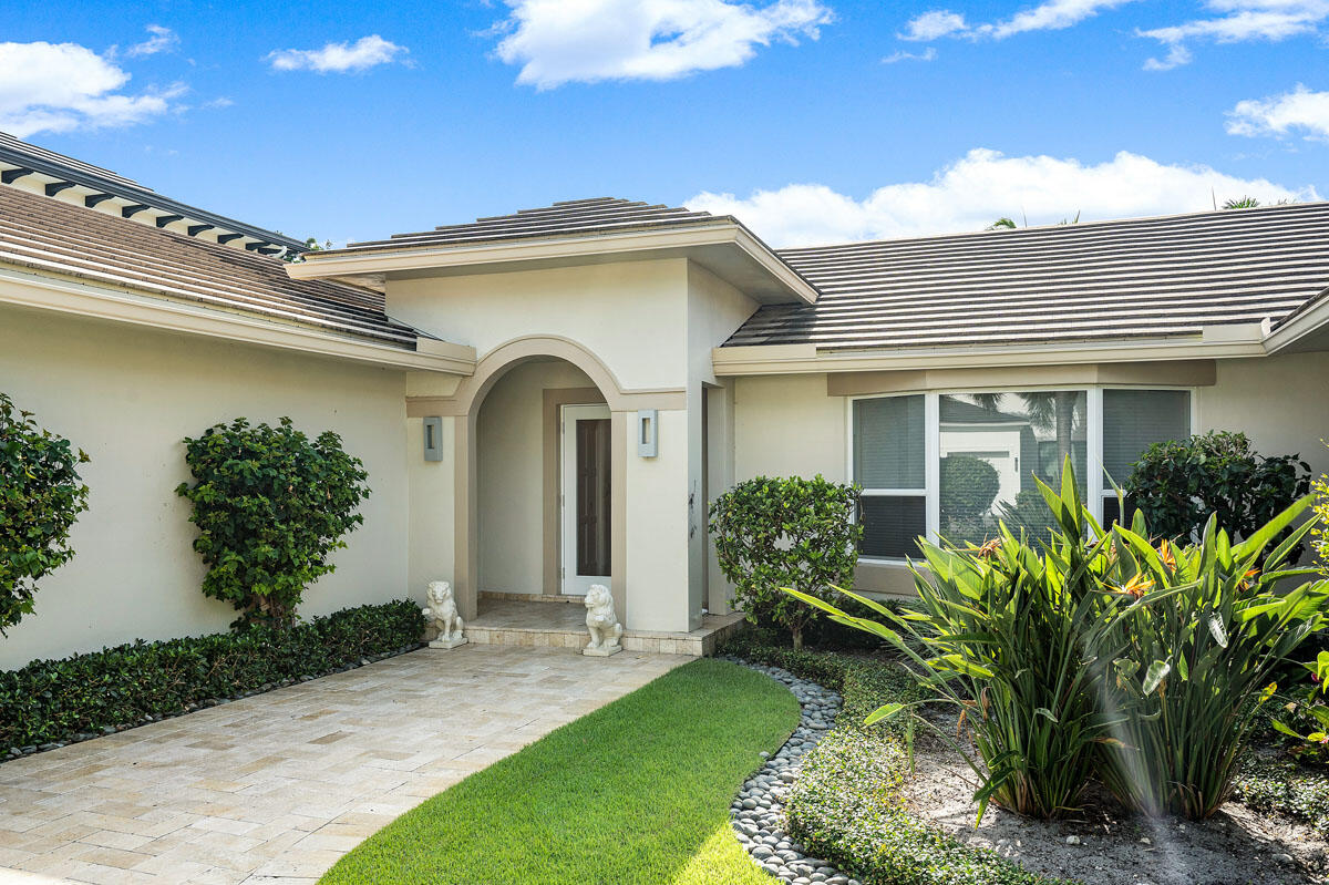 1810 Sabal Palm Drive Boca Raton, FL 33432 - Photo 5 of 37 1810_Sabal_Palm_Drive_08