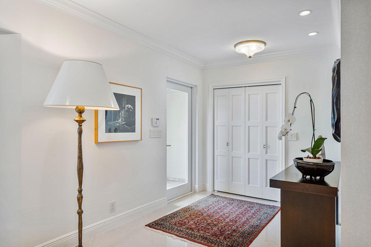 1810 Sabal Palm Drive Boca Raton, FL 33432 - Photo 6 of 37 1810_Sabal_Palm_Drive_09