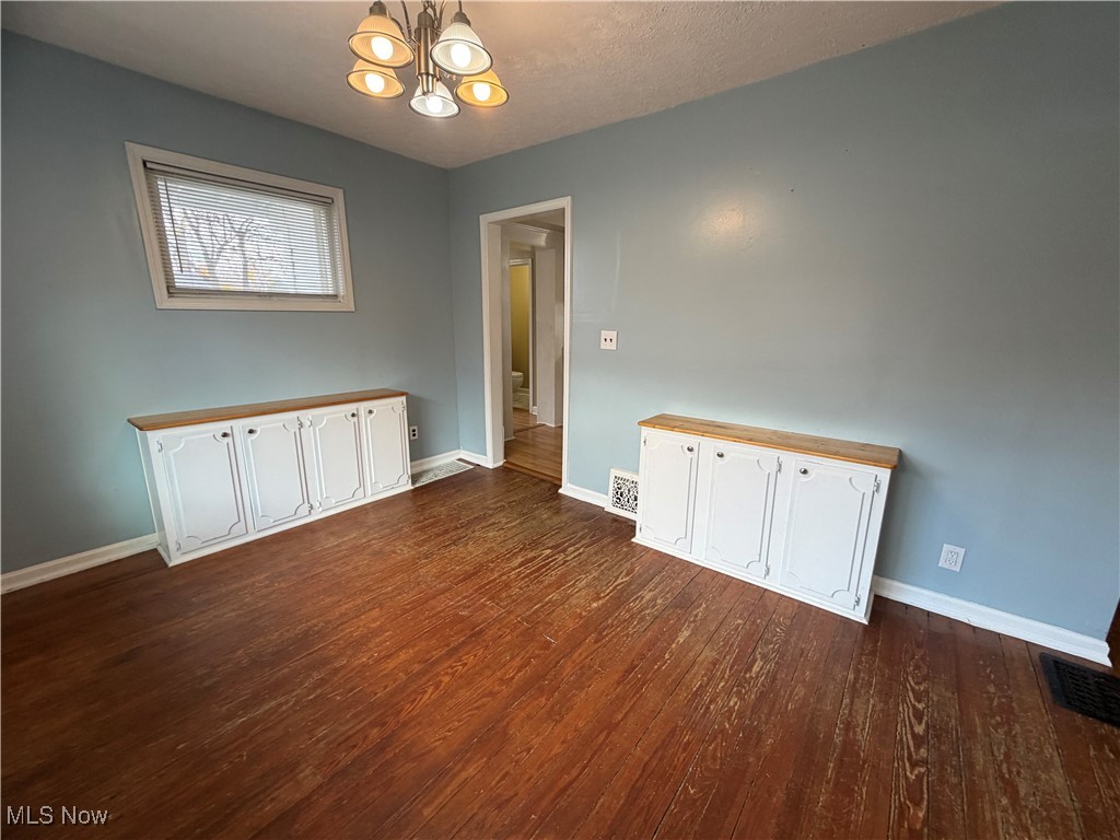 2930 Bailey Road Cuyahoga Falls, OH 44221 - Photo 5 of 26