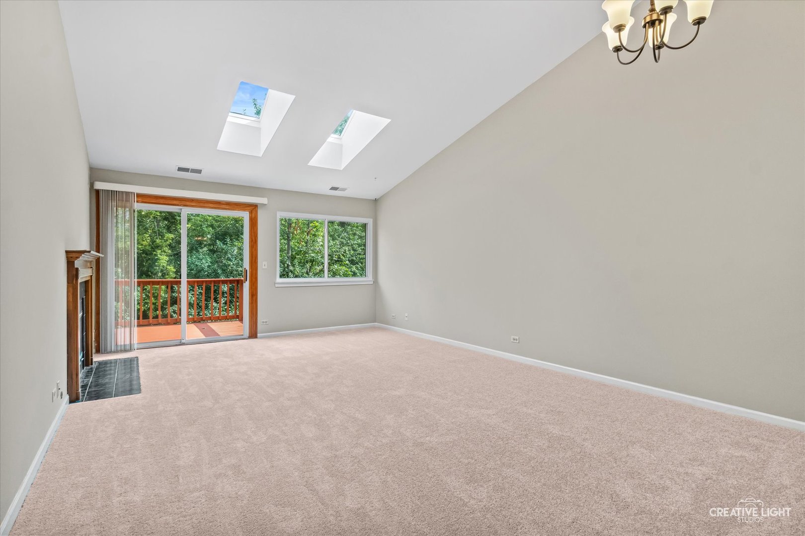 8225 Ripple Ridge, Unit 8225 Darien, IL 60561 - Photo 4 of 20 Gallery Image 4