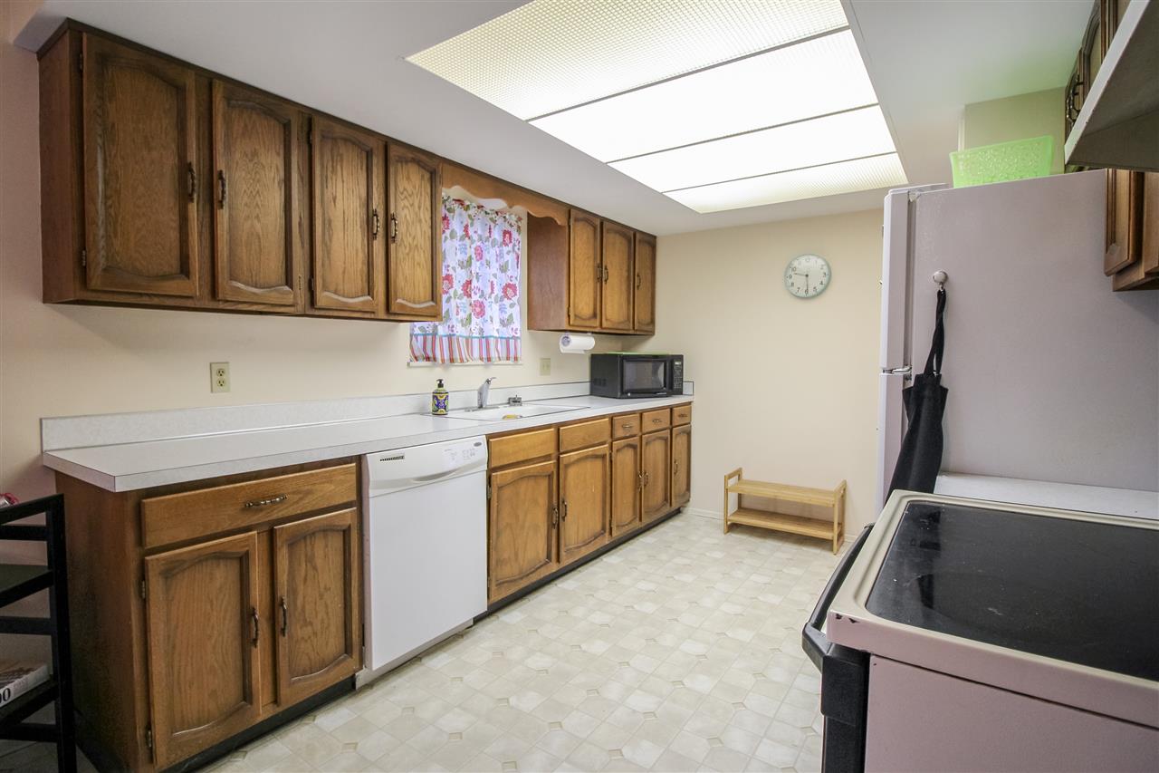 5203 Elms Road Flushing, MI 48433 - Photo 7 of 24 31373109-6.JPG