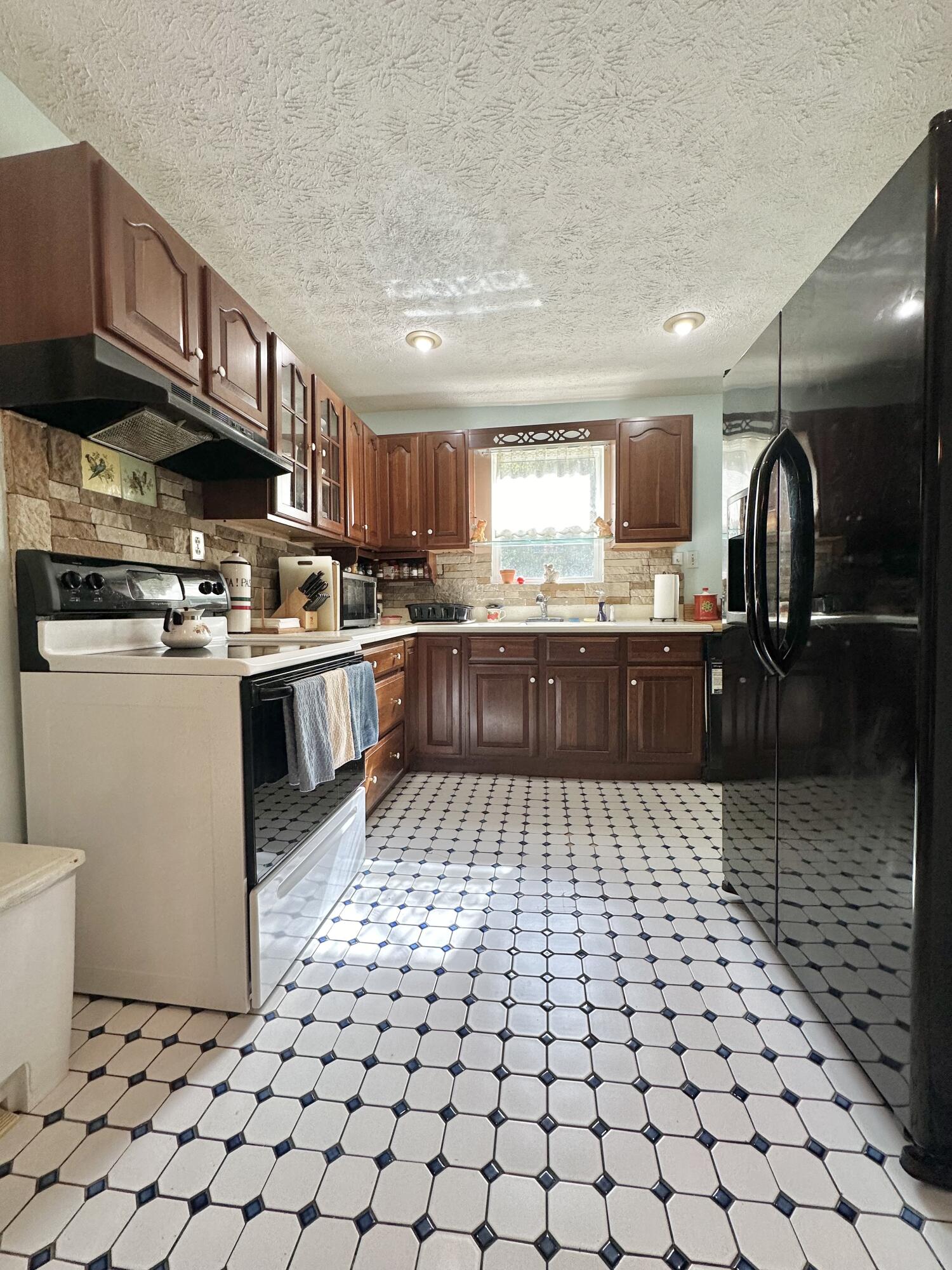 5703 Bens Run Road Covington, VA 24426 - Photo 20 of 35 IMG_7065