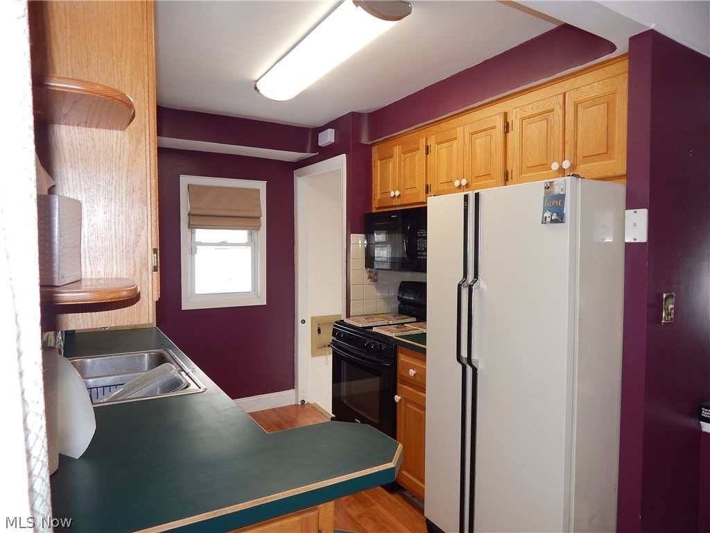 28705 Forest Road Willowick, OH 44095 - Photo 7 of 19 Gallery Image 7