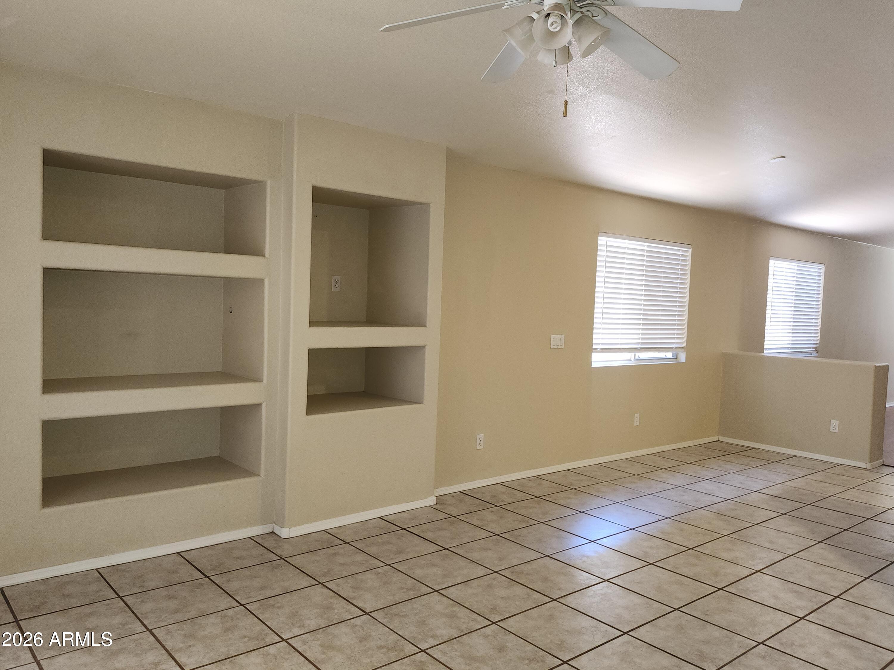 6424 West Saddlehorn Road Phoenix, AZ 85083 - Photo 8 of 21