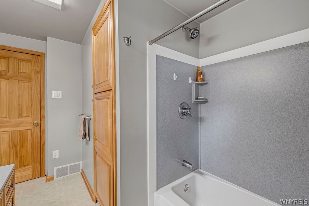 330 Rudlen Road Lewiston, NY 14092 - Photo 25 of 43