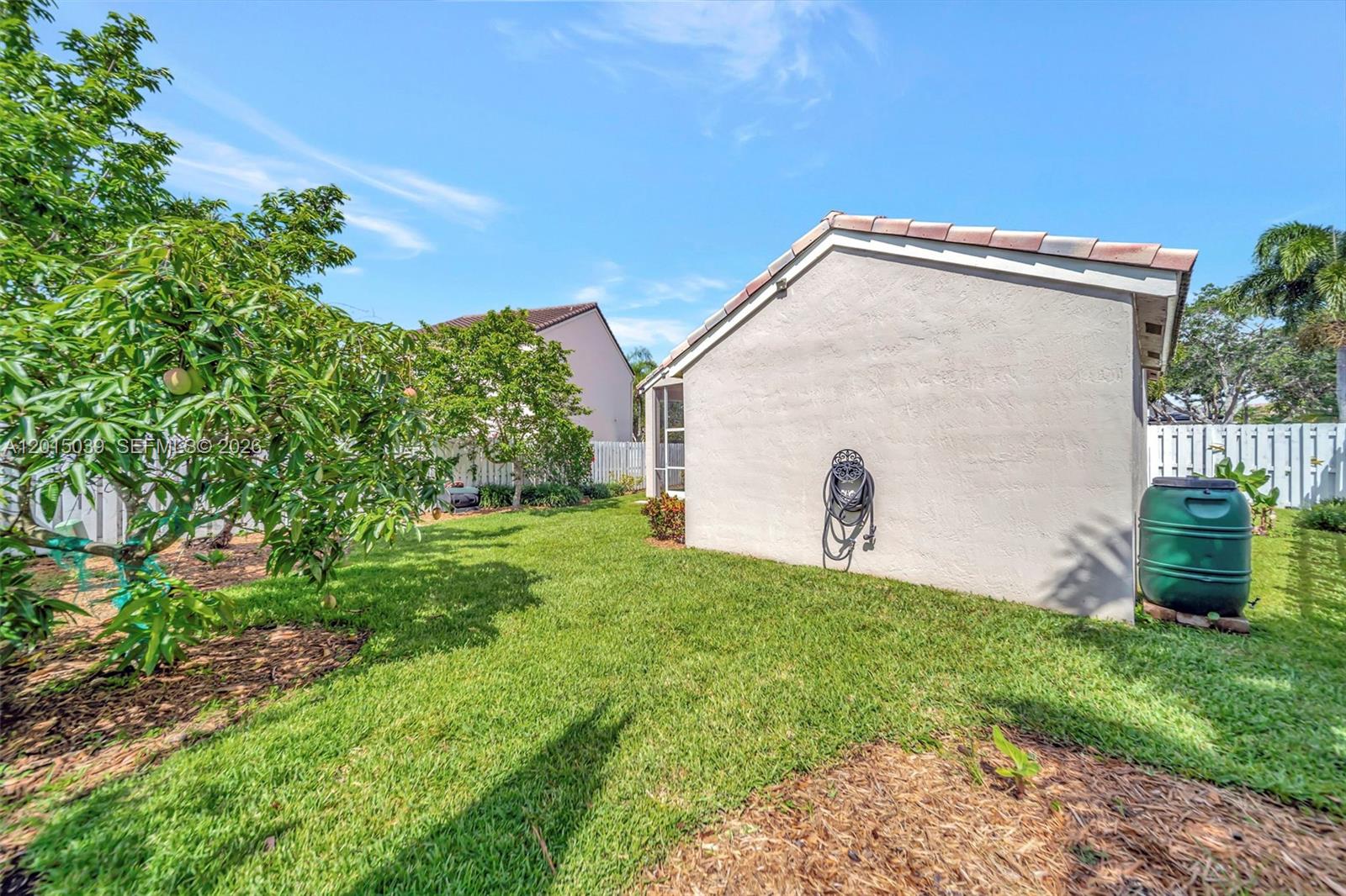 941 Briar Ridge Road Weston, FL 33327 - Photo 38 of 48