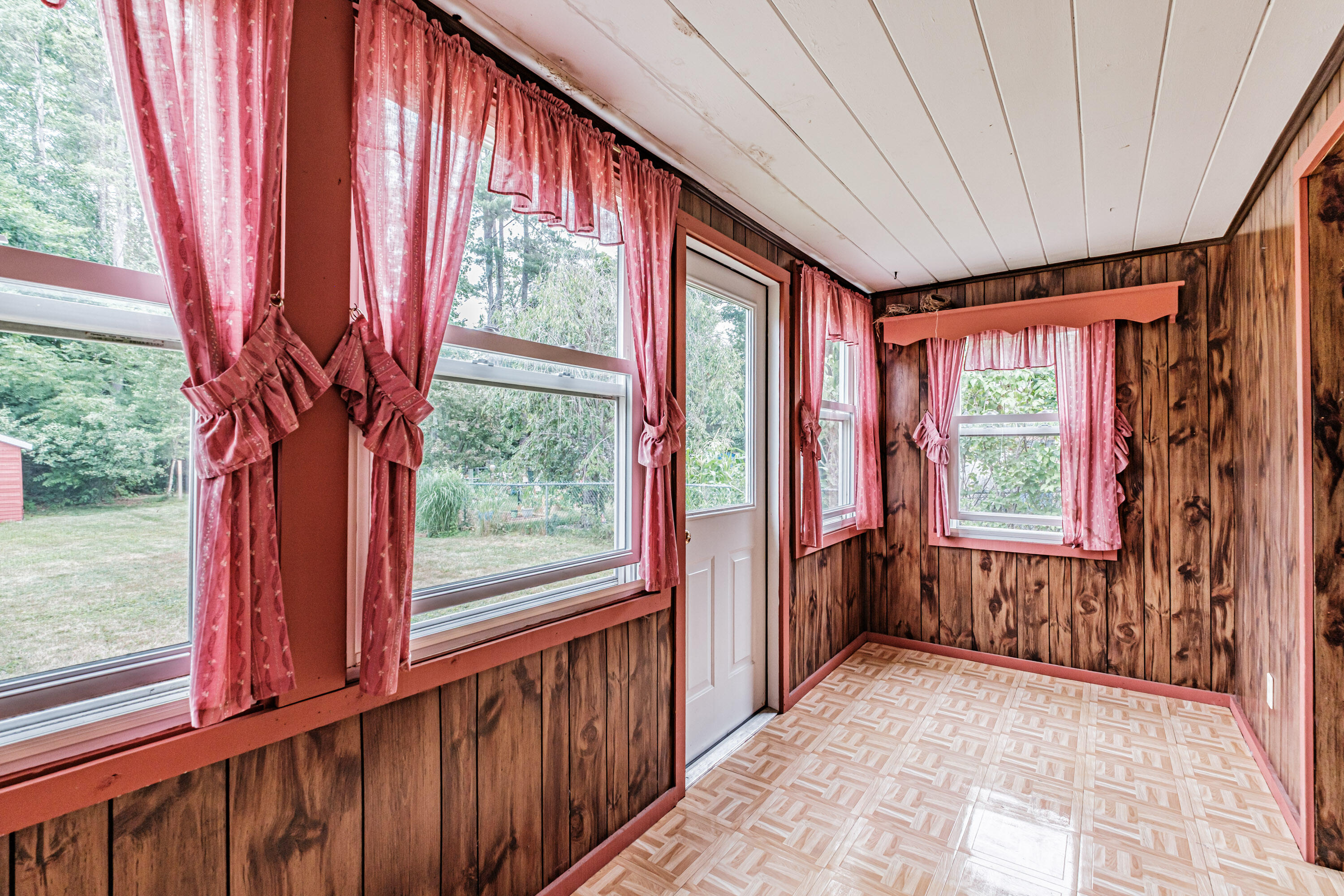 37 Pine View Road Westbrook, ME 04092 - Photo 43 of 64 Sunroom