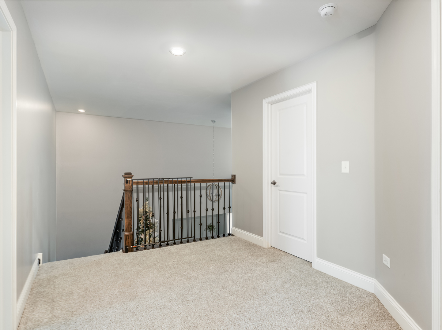 707 Long Ridge Trail Minooka, IL 60447 - Photo 21 of 39 a view of a hallway