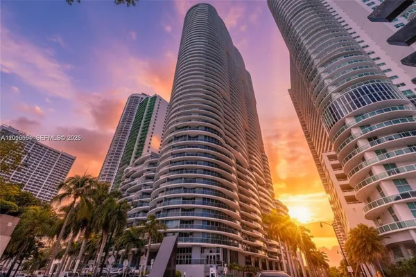 $5,200 | 488 Northeast 18th Street, Unit 1209, Miami, FL 33132