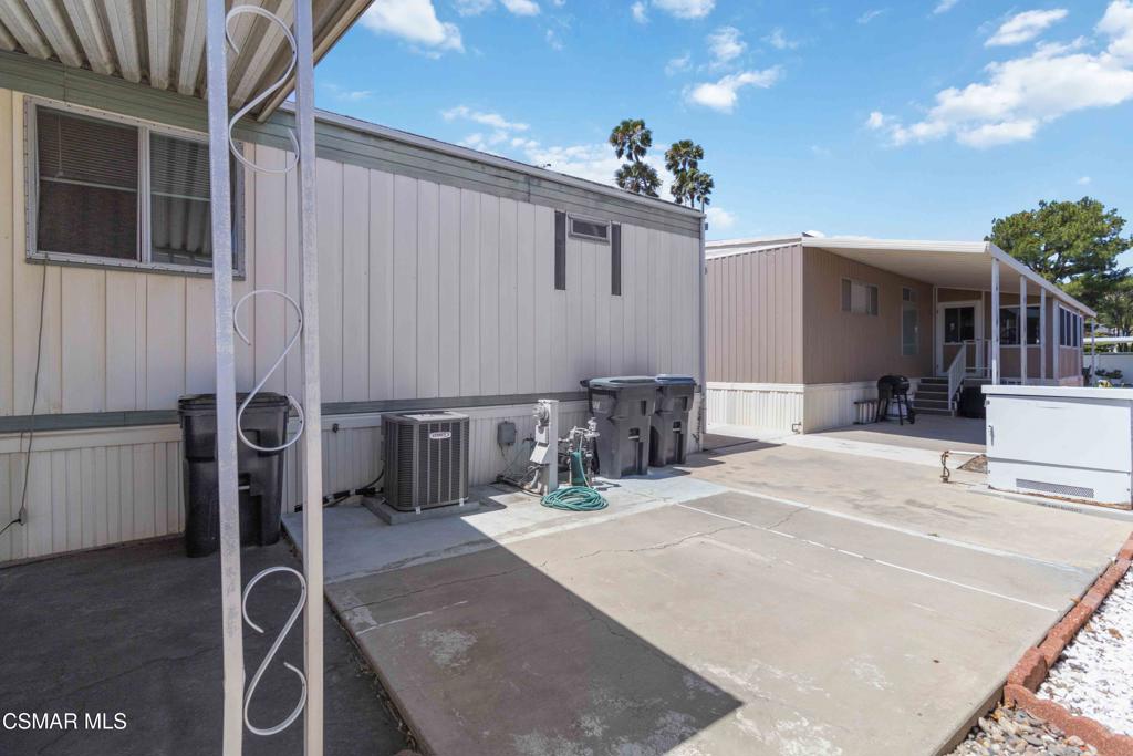 195 Tierra Rejada Road, Unit 201 Simi Valley, CA 93065 - Photo 39 of 50