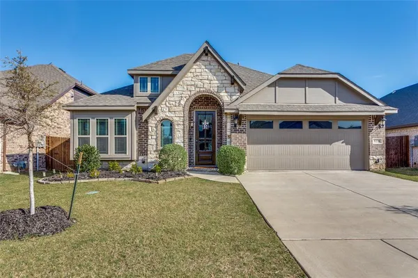 $404,500 | 8228 Manx Point, Godley, TX 76044