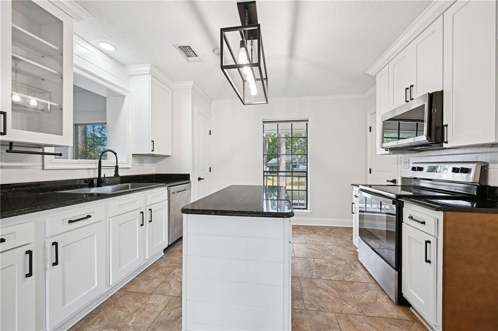 104 Heatherstone Lane Covington, LA 70433 - Photo 10 of 22