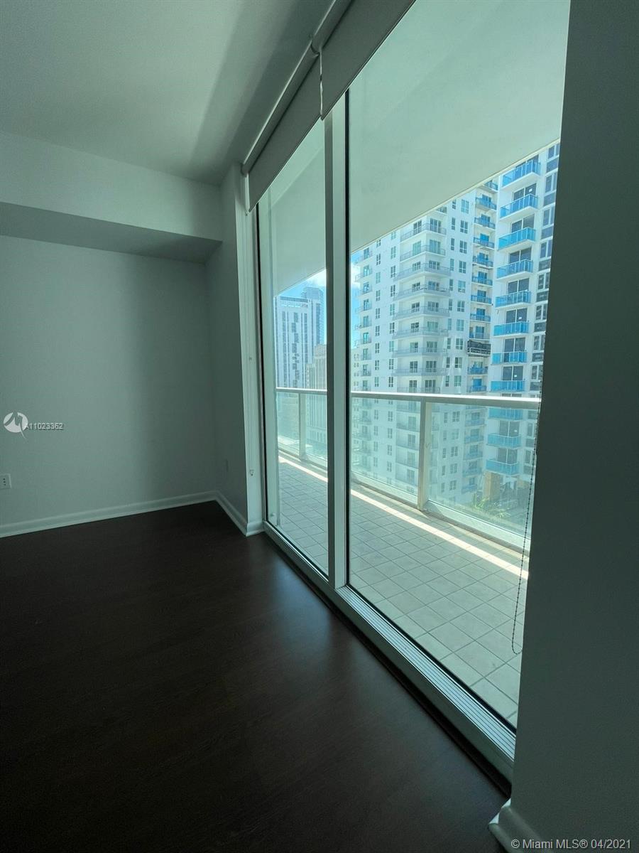 253 Northeast 2nd Street, Unit 1706 Miami, FL 33132 - Photo 9 of 18