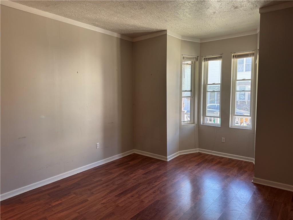 1734 Middle Street Pittsburgh, PA 15215 - Photo 4 of 28