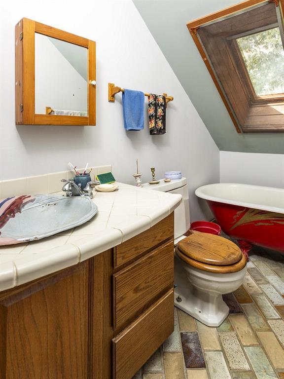 27 Burnham Cove Road Boothbay, ME 04537 - Photo 17 of 23 Upstairs Bathroom