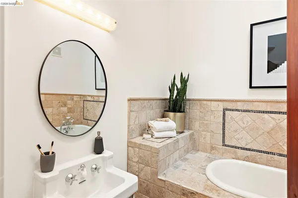 $898,000 | 2512 Ninth Street, Unit 10, Berkeley, CA 94710