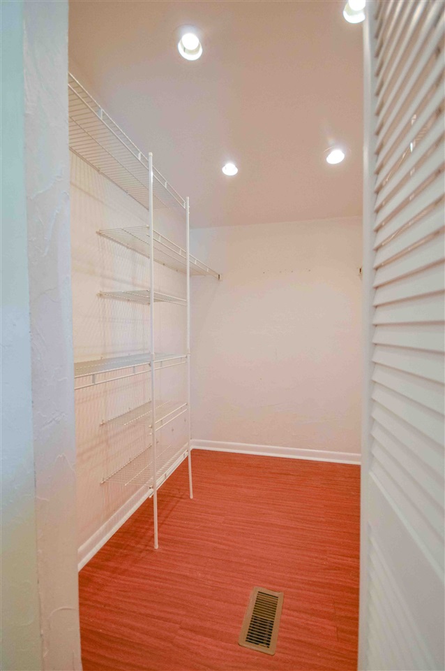 1890 Myrick Road Tallahassee, FL 32303 - Photo 9 of 36 Gallery Image 9