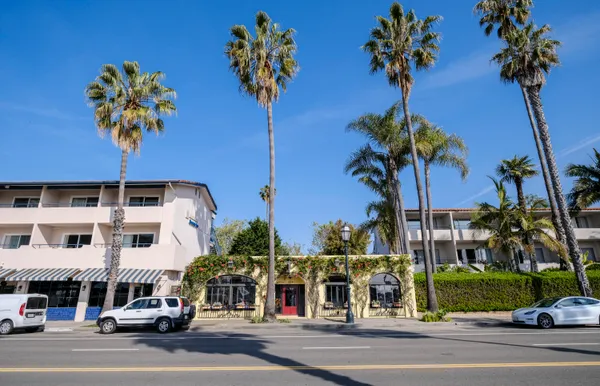 $4,950,000 | 324 West Cabrillo Boulevard, Santa Barbara, CA 93101