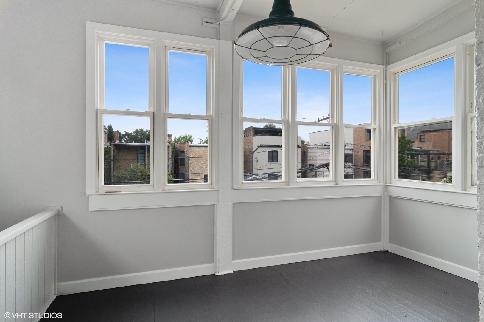 1211 West Addison Street, Unit 2 Chicago, IL 60613 - Photo 15 of 16 a view of an empty room with a window