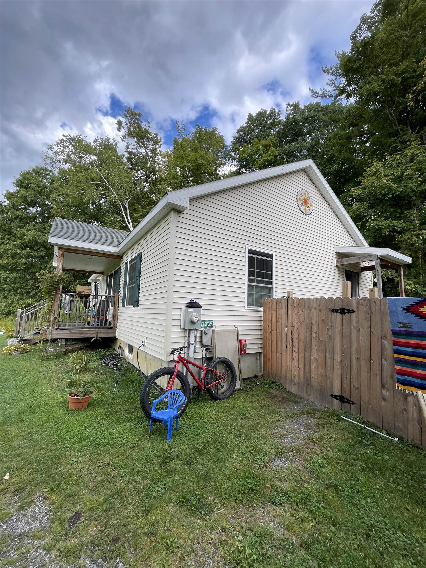 4 Rock Point Road Burlington, VT 05408 - Photo 3 of 25