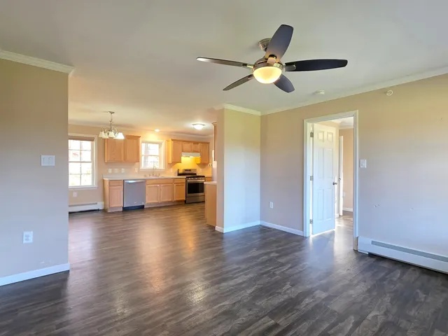 $4,000 | 4 Rock Point Road, Burlington, VT 05408