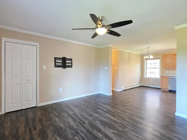 $4,000 | 4 Rock Point Road, Burlington, VT 05408