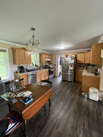 $4,000 | 4 Rock Point Road, Burlington, VT 05408