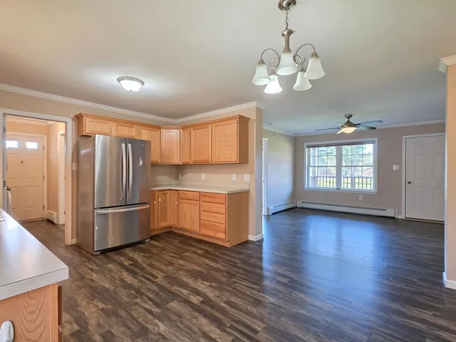 $4,000 | 4 Rock Point Road, Burlington, VT 05408