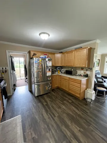 $4,000 | 4 Rock Point Road, Burlington, VT 05408