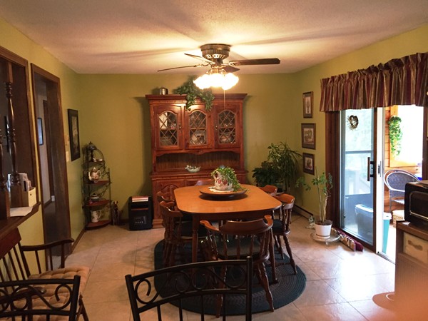 167 Carriage Road Chicopee, MA 01013 - Photo 11 of 12 Gallery Image 11