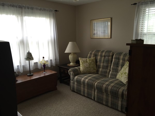 167 Carriage Road Chicopee, MA 01013 - Photo 7 of 12 Gallery Image 7