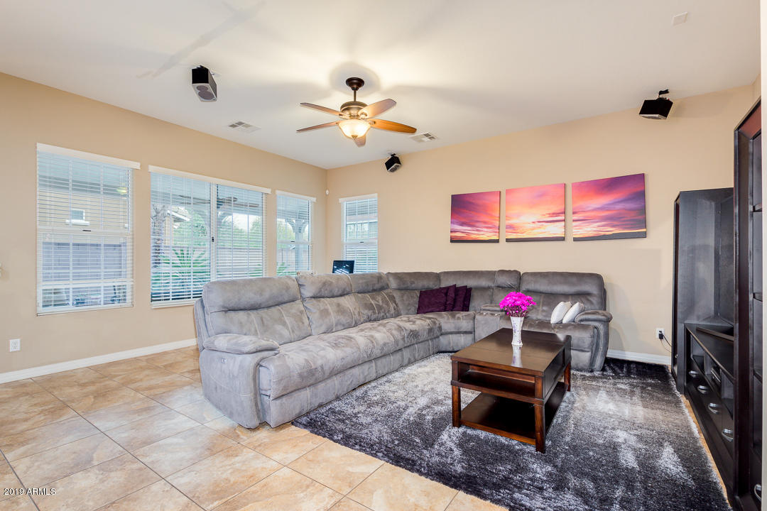 3681 East Weather Vane Road Gilbert, AZ 85296 - Photo 8 of 33 Family Room