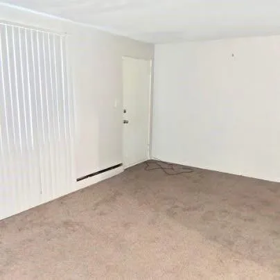 $995 | 19 Pennridge Court, Unit 11, Pittsburgh, PA 15235