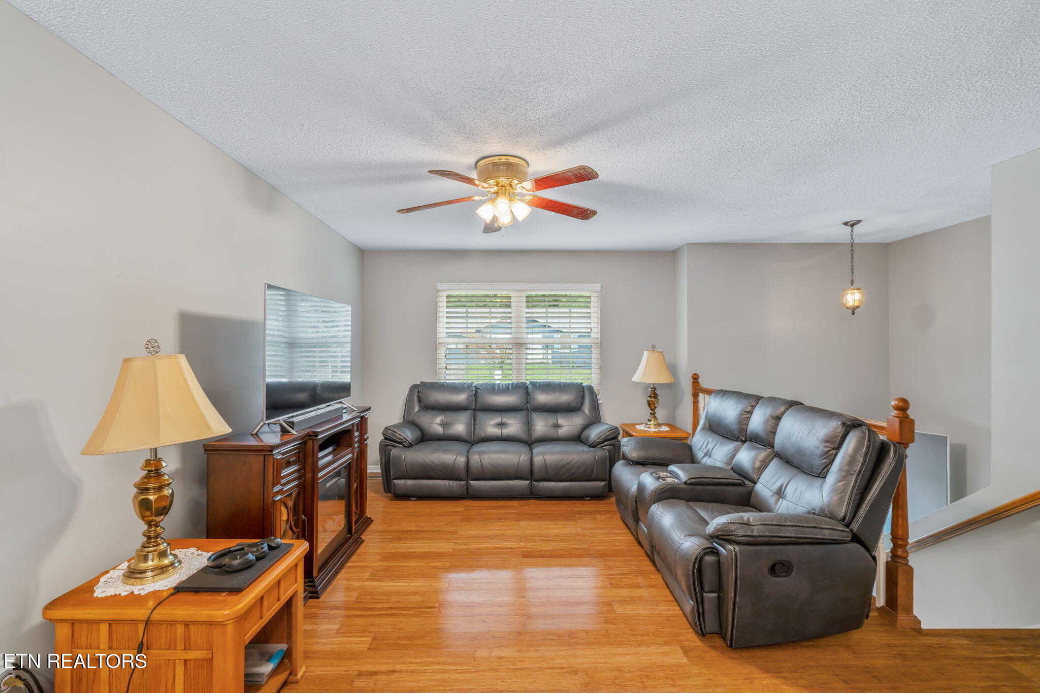 111 Tracy Lane Oak Ridge, TN 37830 - Photo 6 of 50 14-web-or-mls-111 Tracy Lane-25