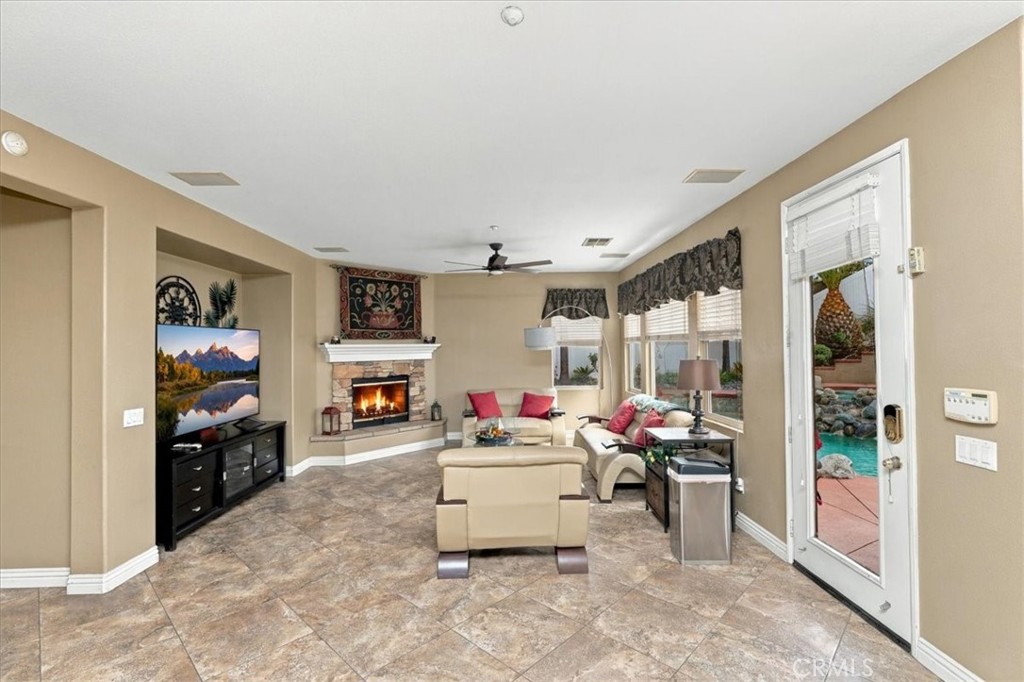 7984 Palm View Lane Riverside, CA 92508 - Photo 19 of 57 Gallery Image 19