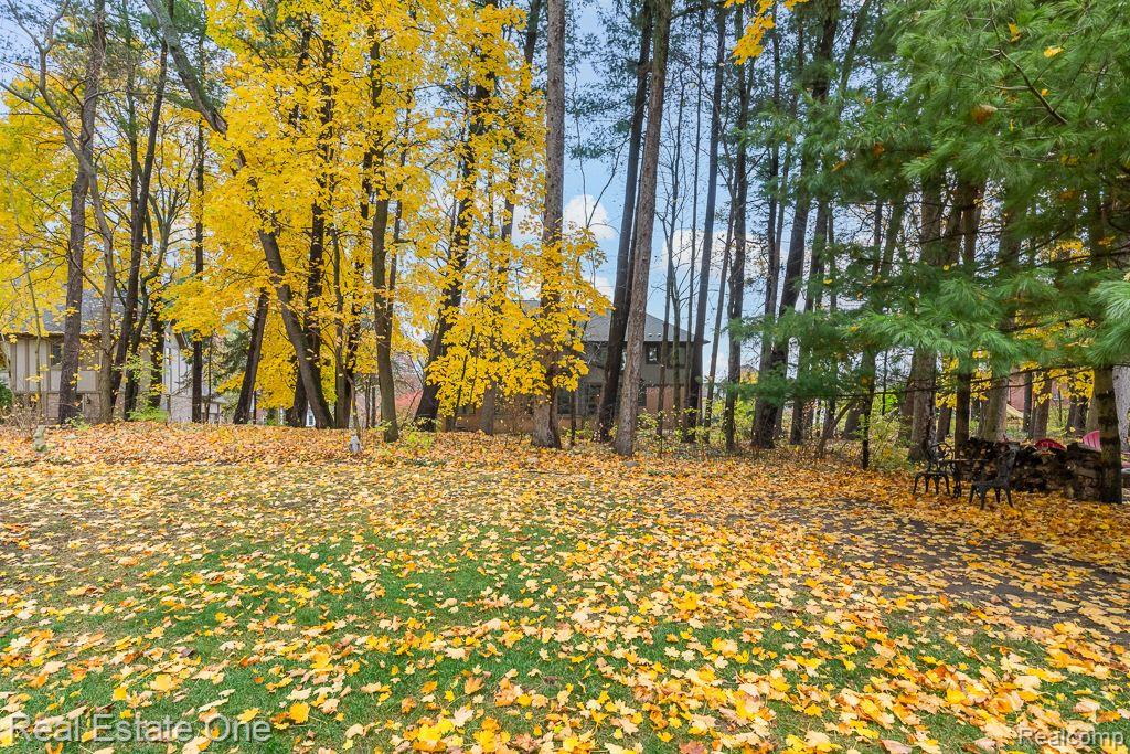 1039 Pointe Pl Boulevard Rochester, MI 48307 - Photo 49 of 50