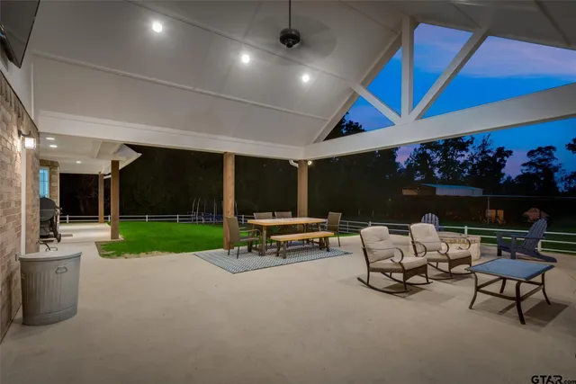 $3,300,000 | 7211 D County Road 235, Tyler, TX 75707