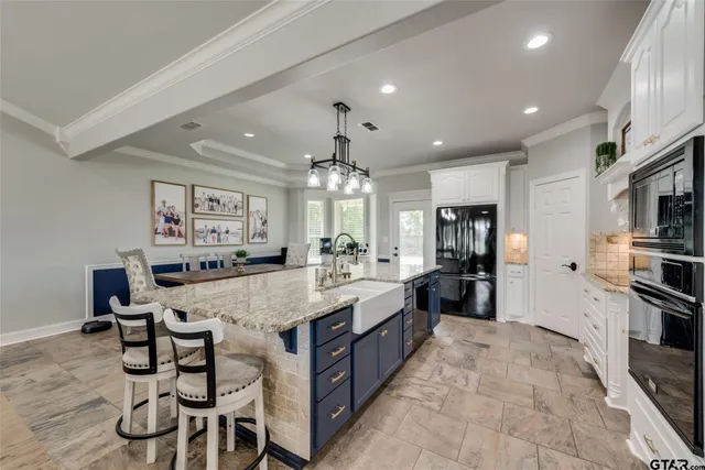 $3,300,000 | 7211 D County Road 235, Tyler, TX 75707